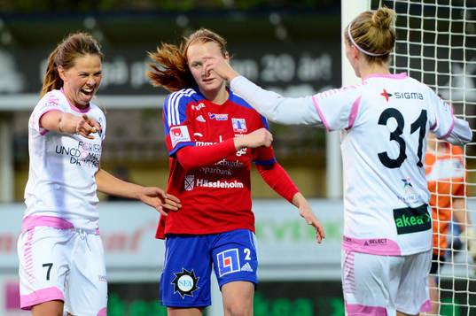 Rosengårds Sara Björk Gunnarsdottir jublar med Anja Mittag