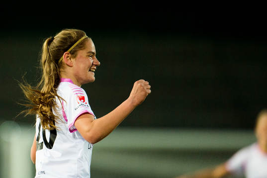 Rosengårds Sarah Mellouk jublar