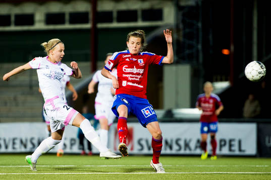 Rosengårds Nathalie Persson skjuter in 6-1