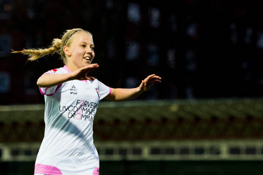 Rosengårds Nathalie Persson jublar