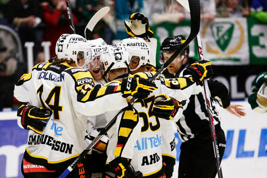Skellefteås spelare jublar