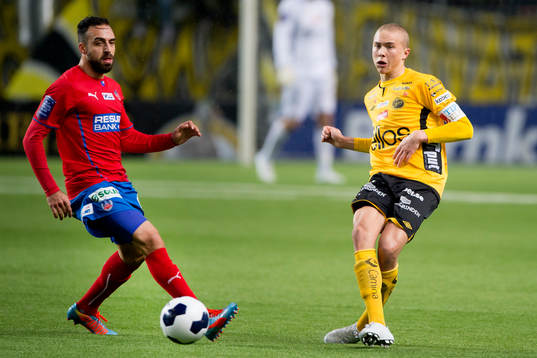 Elfsborgs Sebastian Holmén och Helsingborgs Abdul Khalili