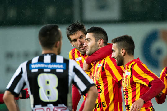 Syrianskas Robert Massi jublar