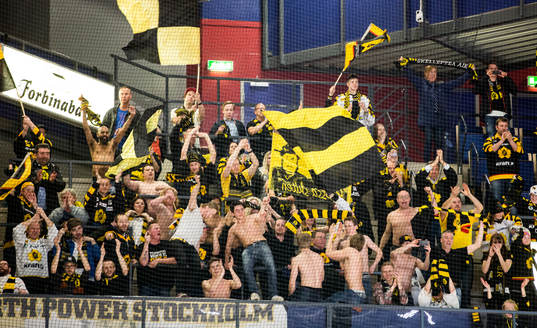 Skellefteås supportar jublar
