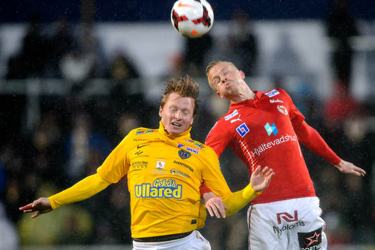 Nickduell mellan Falkenbergs Dan Keat och Kalmars Tobias
