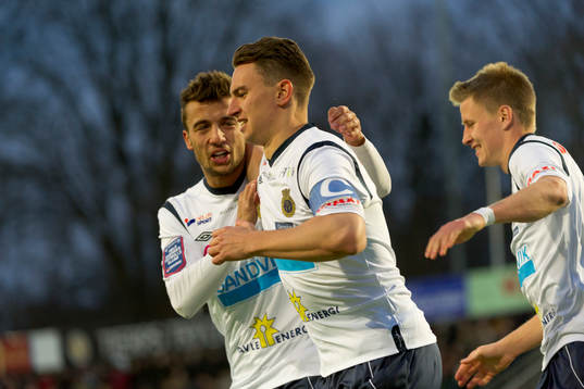 Dardan Mustafa, Gefle jublar med Marcus Hansson