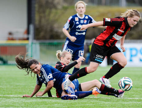 Från vänster är Kvarnsvedens Sabrina Henriksson,
