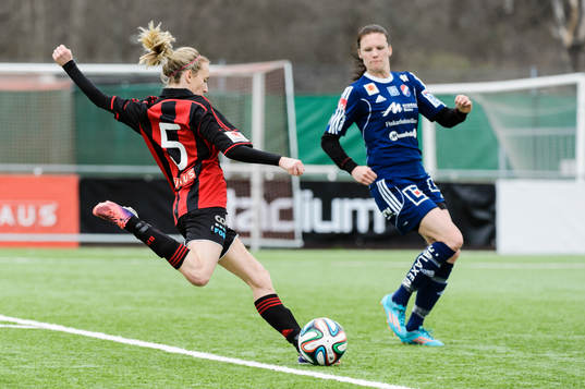 Brommapojkarnas Sanna Norlander  och Kvarnsvedens Lisa