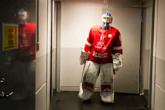 Danmarks målvakt Simon Nielsen