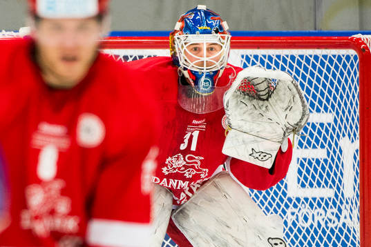 Danmarks målvakt Simon Nielsen