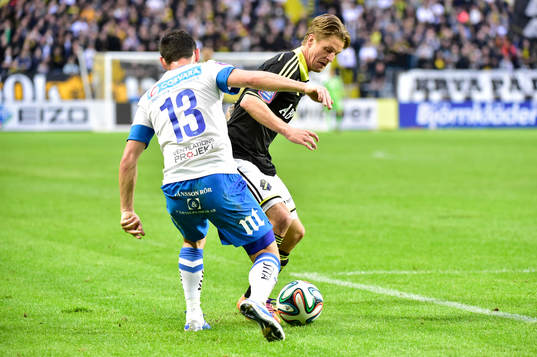 s Martin Lorentzson och Norrköpings Nikola Tkalcic