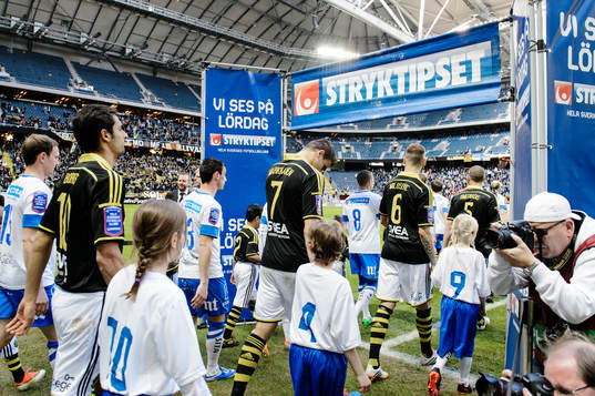 under fotbollsmatchen i allsvenskan mellan AIK och IFK