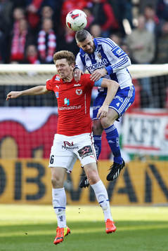 Kalmars Ludvig Öhman och IFK Göteborgs Kjetil Waehler
