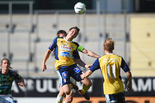 Ljungskiles Hannes Stiller och GAIS Kenneth Gustafsson