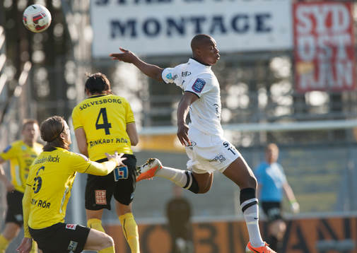 Häckens Carlos Strandberg  i matchen i allsvenskan mellan