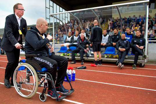 Elfsborgs manager Klas Ingesson åker förbi Falkenbergs