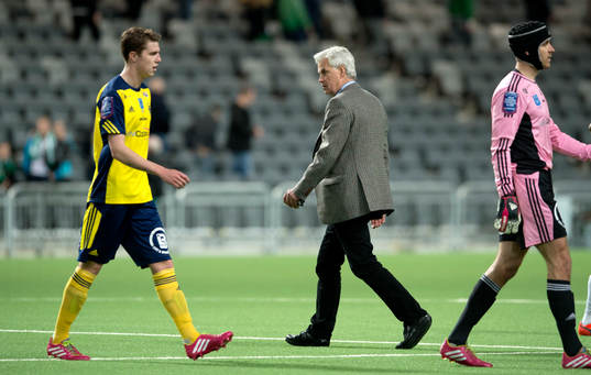 Hammarbys tränare Nanne Bergstrand deppar