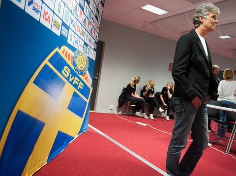 Förbundskapten Pia Sundhage presenterar landslagstruppen