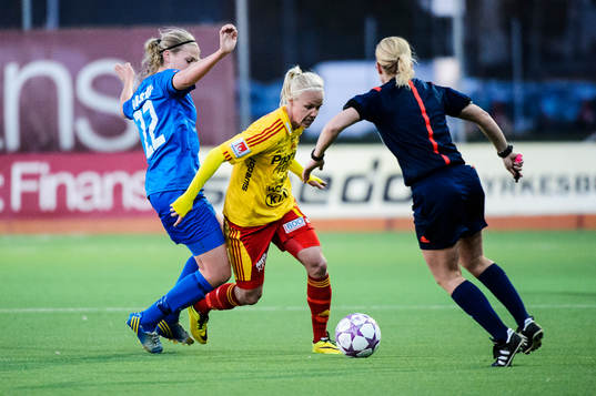 Eskilstunas Sofie Persson och Tyresös Caroline Seger