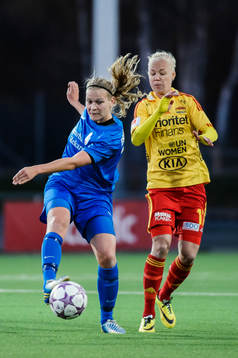 Eskilstunas Annica Svensson och Tyresös Caroline Seger