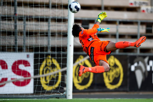 Elfsborgs målvakt Abbas Hassan släpper in 1-1