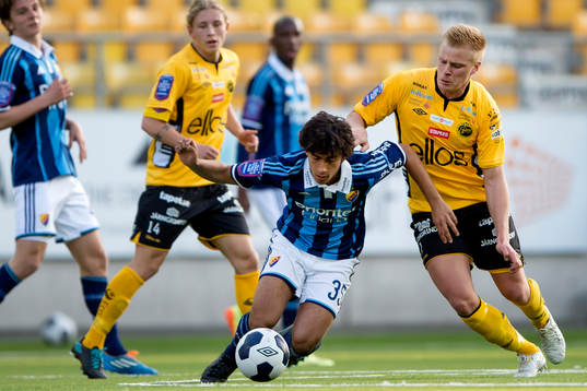 Djurgårdens Christian Rubio Sivodedo och Elfsborgs Per
