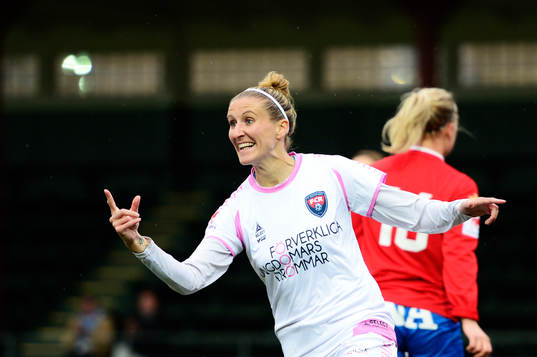 Rosengårds Anja Mittag jublar
