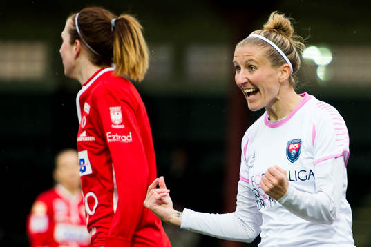 Rosengårds Anja Mittag jublar