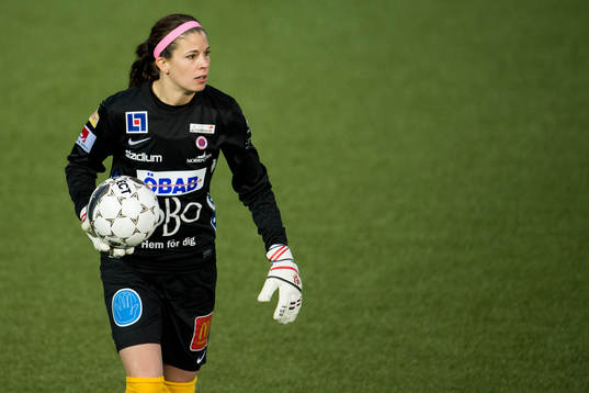 Örebros målvakt Stephanie Labbé