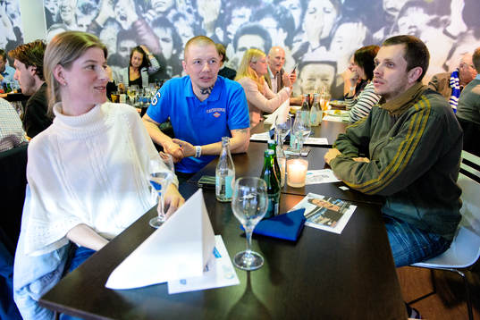 Elisabeth Anderton, Keija Orava och Jeff Tössberg Mihai