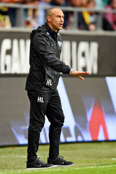 Falkenbergs tränare Henrik Larsson