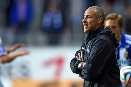 Falkenbergs tränare Henrik Larsson