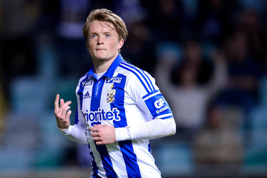 IFK Göteborgs Sam Larsson jublar