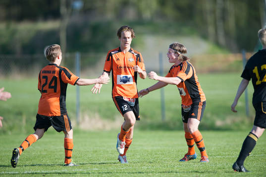 Karlskrona jublar i matchen i juniorallsvenskan division 1