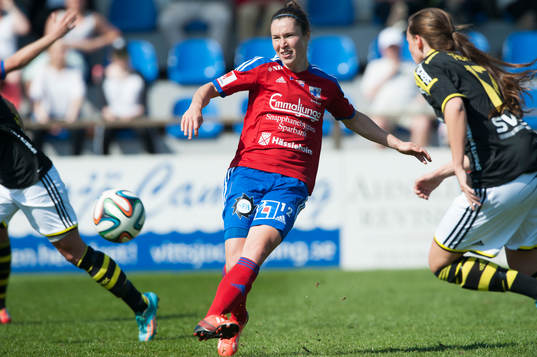 Vittsjös Jane Ross i matchen i damallsvenskan mellan