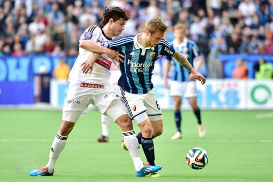 Brommapojkarnas Gabriel Petrovic jagar Djurgårdens