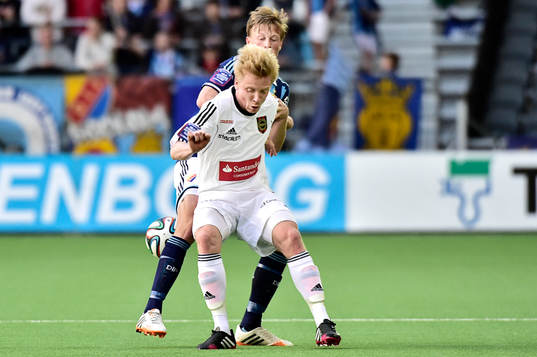 Brommapojkarnas Gustav Sandberg Magnusson  jagas av