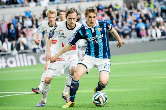 Brommapojkarnas Pontus Segerström och Djurgårdens Simon