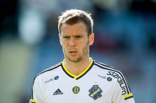 s Per Karlsson innan fotbollsmatchen i Allsvenskan mellan