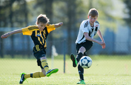 Hässleholms Isak Holmberg i matchen för pojkar födda
