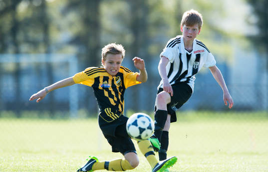 Hässleholms Isak Holmberg i matchen för pojkar födda