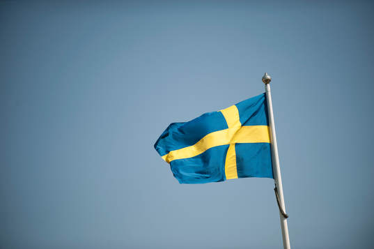 Sveriges flagga i matchen i damallsvenskan mellan