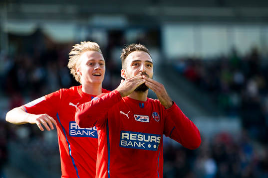 Helsingborgs Abdul Khalili och Måns Ekvall jublar