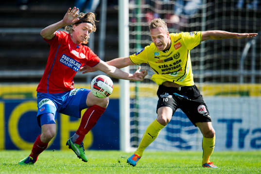 Helsingborgs Carl Johansson och Mjällbys Marcus Ekenberg