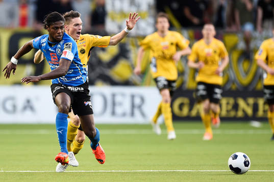 Halmstads Joseph Baffo och Elfsborgs Lasse Nilsson
