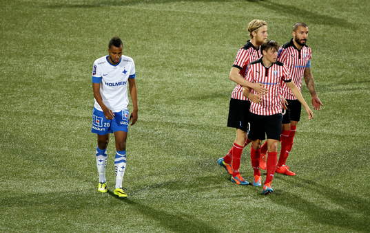 Depp (Norrköpings Isaac Kiese Thelin) och jubel