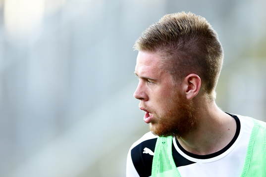 Malmös Pontus Jansson innan fotbollsmatchen i allsvenskan