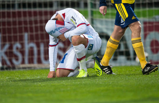 Assyriska brände massor med chanser och skämdes i matchen