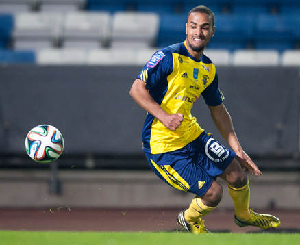 Ängelholms Junes Barny i matchen i Superettan i fotboll