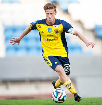Ängelholms Rebin Asaad i matchen i Superettan i fotboll